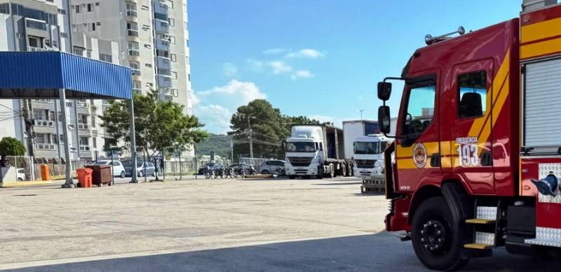 Operário fica em estado grave em acidente de trabalho no pátio da empresa