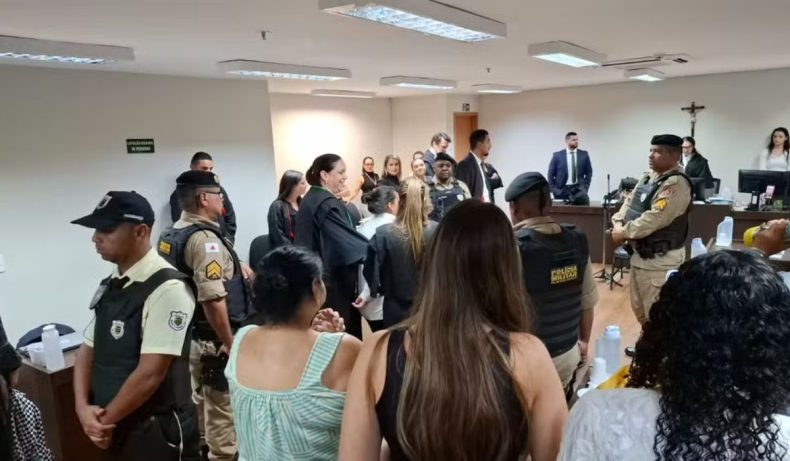Justiça absolve mãe que matou e cortou pênis de abusador da filha