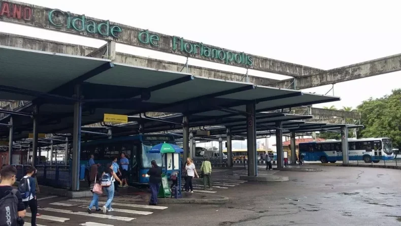 Apreensão de veículos no centro da Capital gera críticas