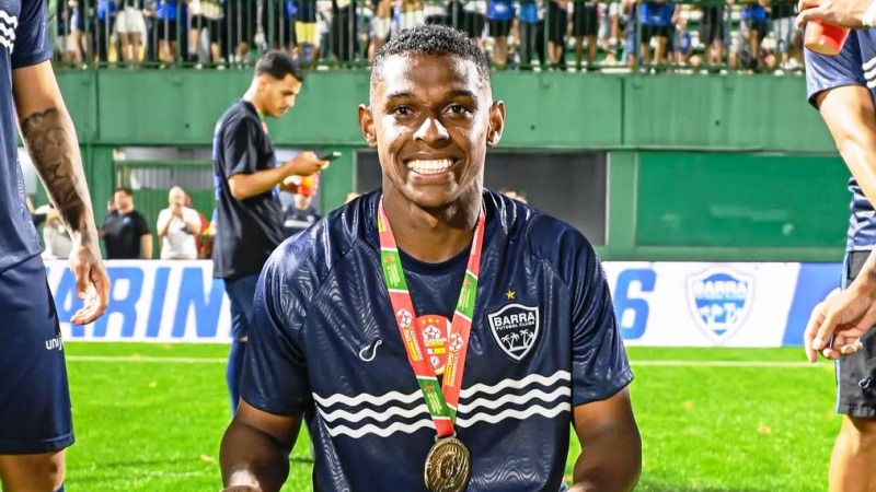 Marcelinho destaca equipe do Barra e valoriza conexão com clube