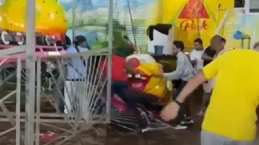 Acidente em parque mata jovem e fere três em MG