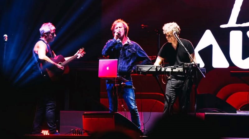 Após show em Florianópolis, Marcelo Bonfá comenta por que se afastou de Dado Villa-Lobos