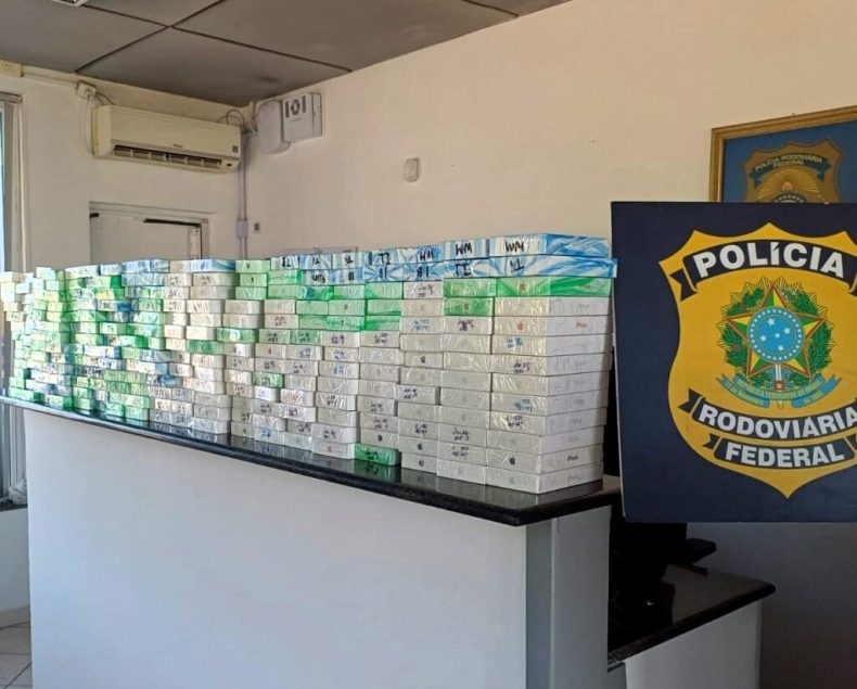 PRF apreende carga milionária de eletrônicos na BR-101 em SC