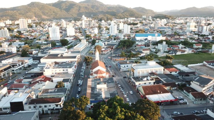 Camboriú 142 anos: entre raízes e crescimento acelerado