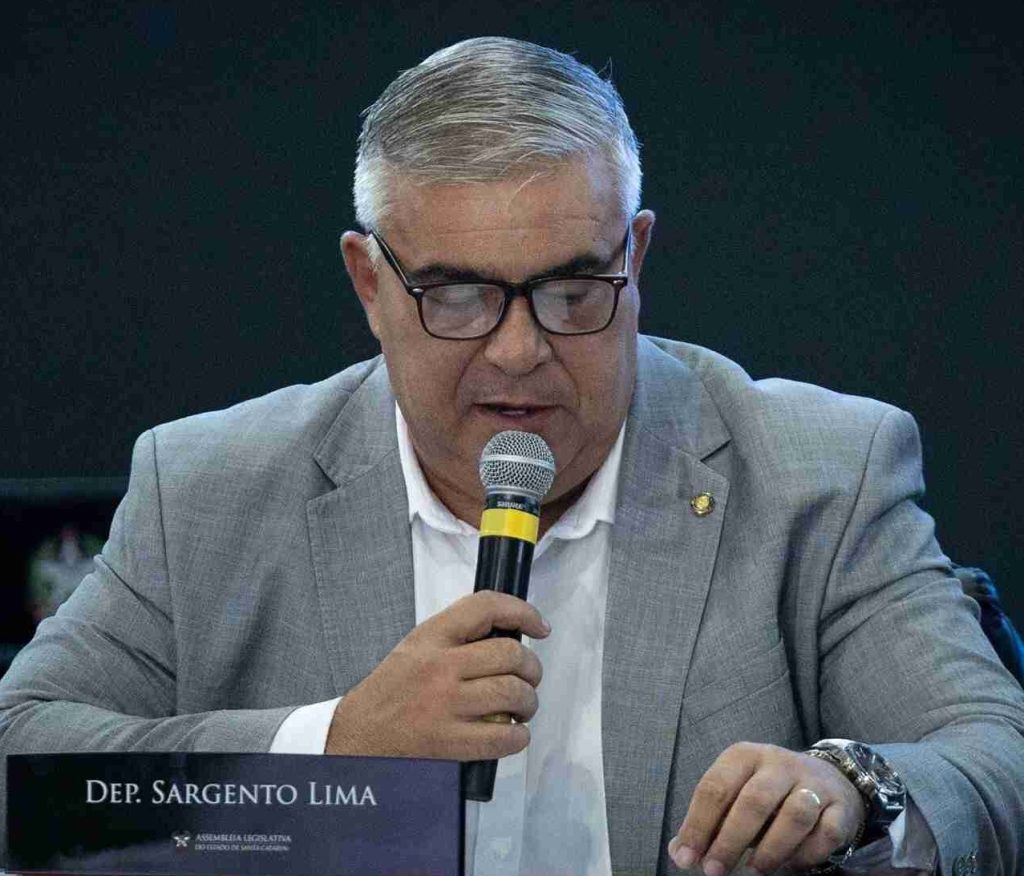 Exame de sangue gratuito para gestantes é proposto por deputado em SC