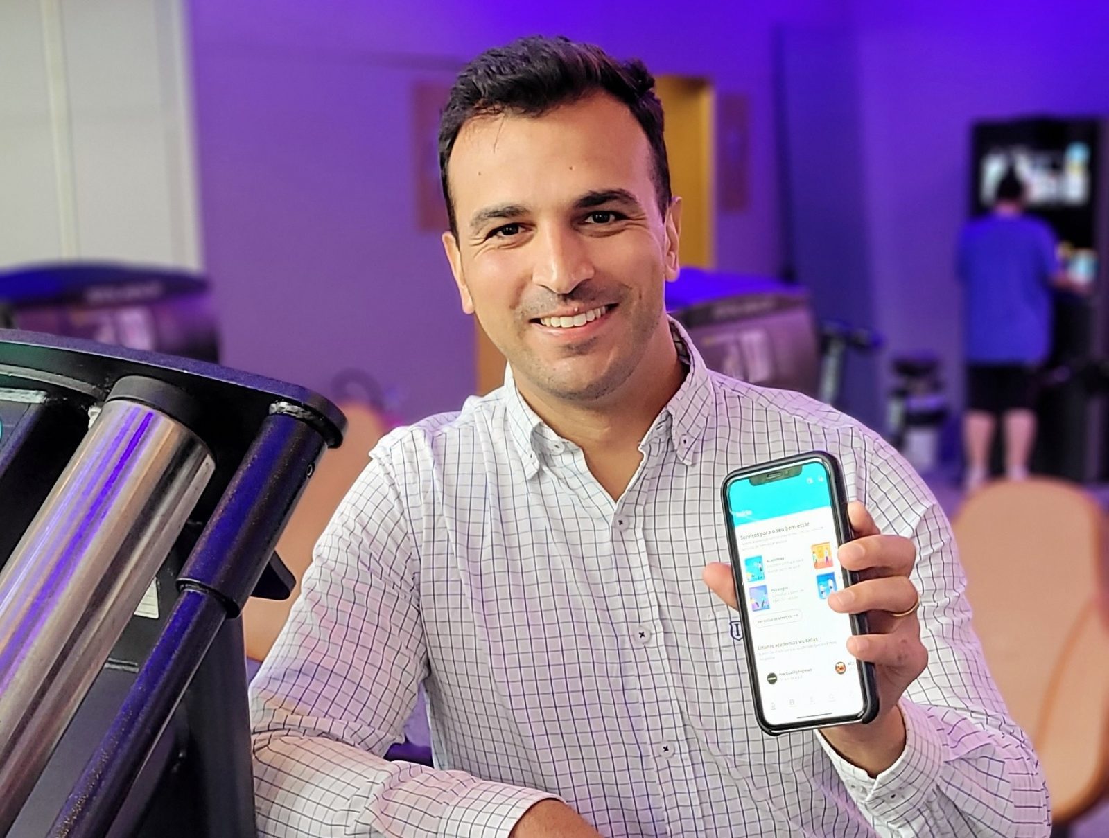 Startup de SC lança IA para gestão de bem-estar corporativo