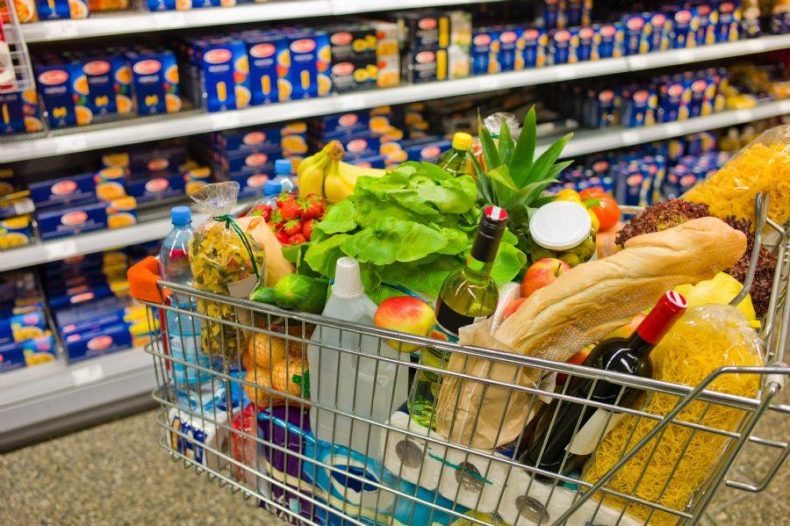 Preço dos alimentos cai pela primeira vez em 2026