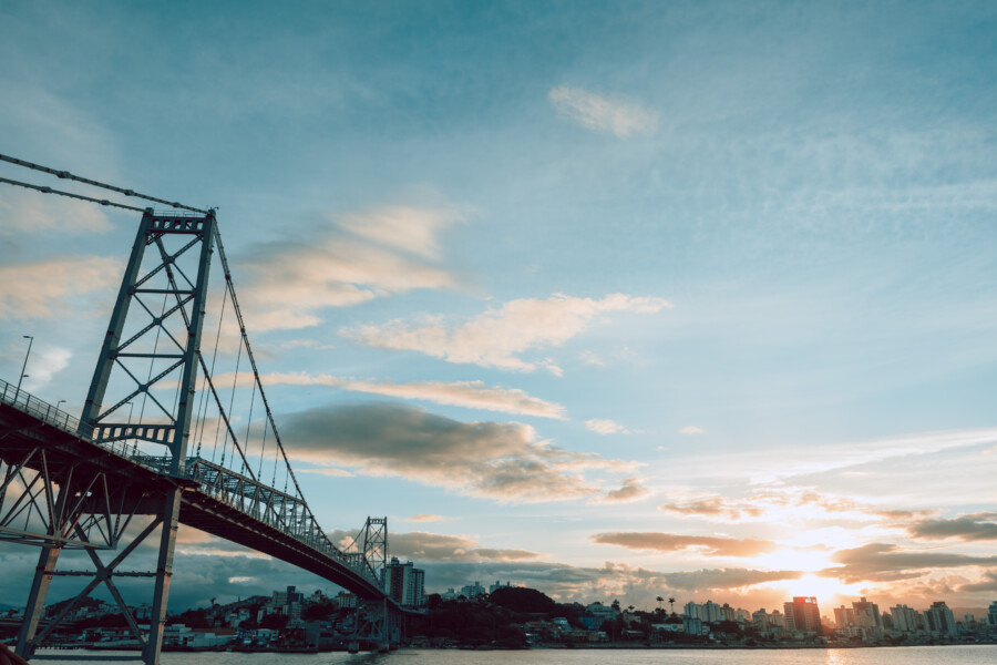 100 anos da Ponte Hercílio Luz reforça legado histórico em sessão especial na Alesc