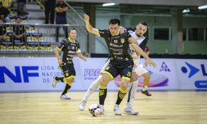 Jaraguá Futsal vence em casa e chega a quarta vitória seguida na LNF