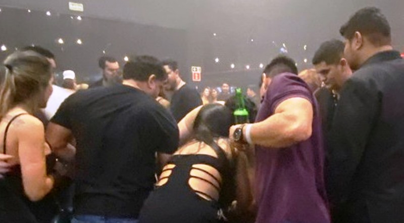 Confusão em boate termina com dois homens feridos a tiros em Imbituba