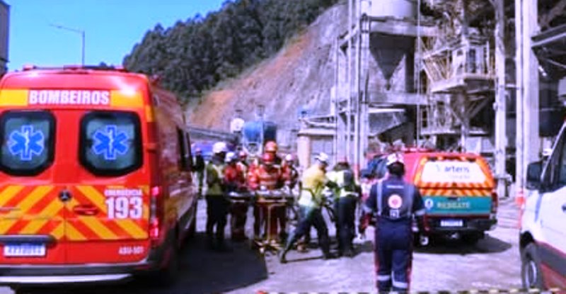 Andaime despenca em obra, mata operário e deixa 2 em estado grave