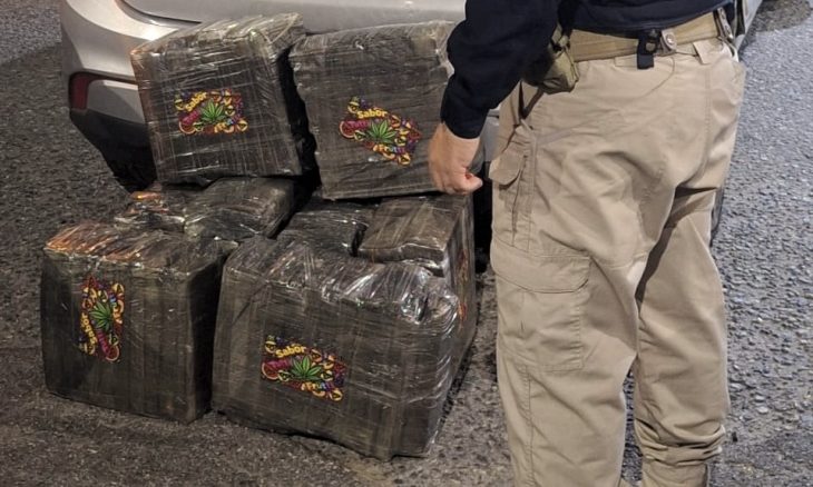 Foragido da Justiça é preso com 120 kg de maconha após perseguição na BR-101
