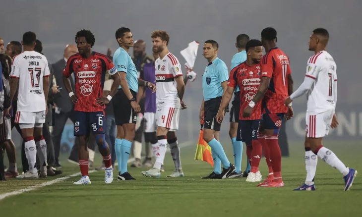 Jogo da Libertadores é cancelado por atos de vandalismo e bombas