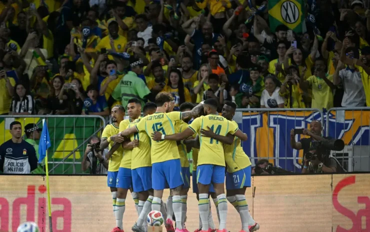 Brasil embarca para Copa do Mundo; veja agenda de jogos