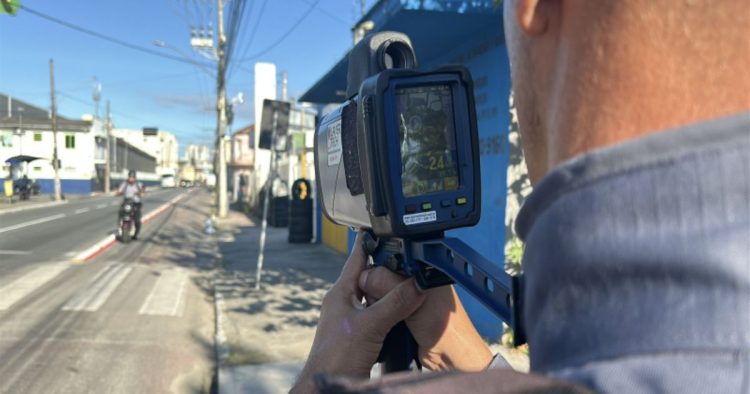 Cidade catarinense vai usar radar portátil para fiscalizar bikes elétricas