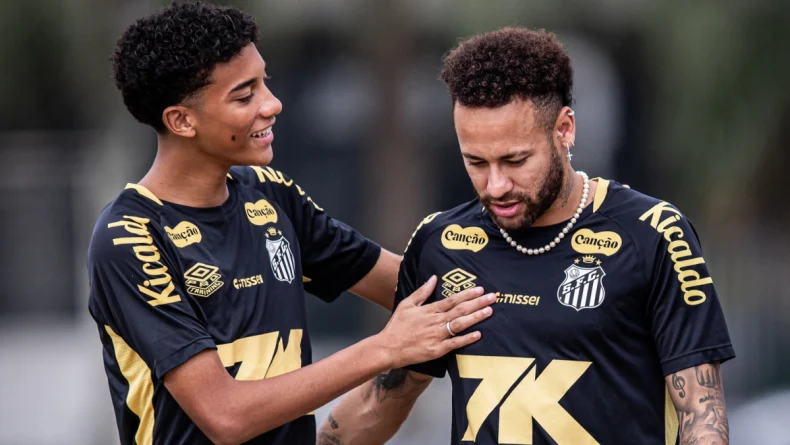 Clima pesa no Santos após confusão entre Neymar e Robinho Jr.