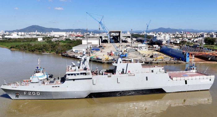 Itajaí firma acordo para criar Polo da Indústria da Defesa e atrair investimentos