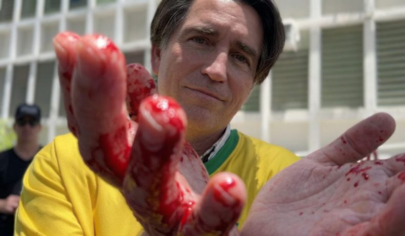 Filme sobre Bolsonaro é fracasso comercial, aponta reportagem