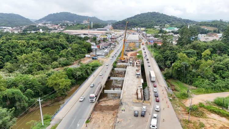 Audiência Pública em Itajaí discute concessão da BR-470
