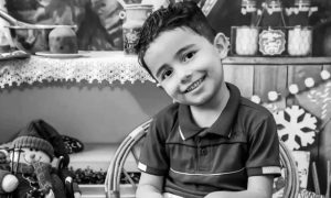 Menino de 4 anos morre após cair de janela de hotel em SC