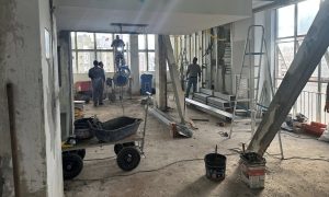 Obra para ampliar leitos de UTI acelera em hospital de SC