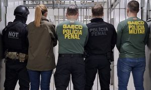 Facções criminosas que atuam em presídios são alvo de operação