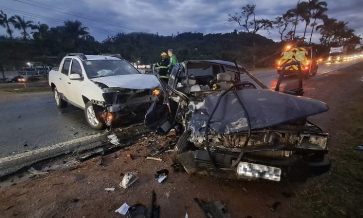 Motorista morre após grave acidente na BR-280