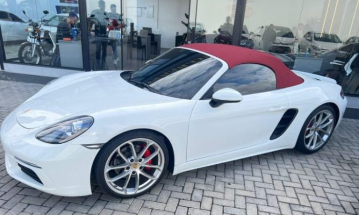Porsche de R$ 400 mil volta a ser apreendido em operação da Polícia Civil