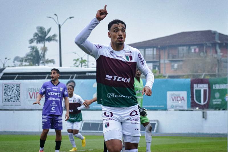 Blumenau e Metropolitano vencem de novo e seguem na ponta do Catarinense Série B