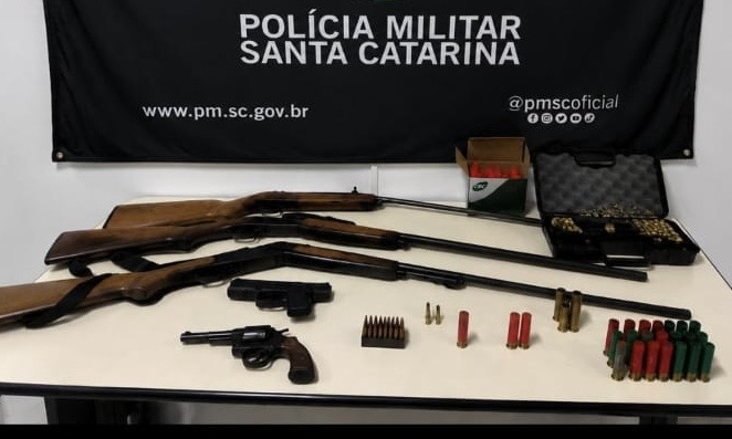 Briga por serviço de internet termina em disparo e prisão