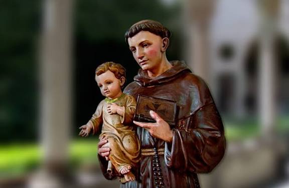 Sem par hoje? Veja as simpatias de Santo Antônio