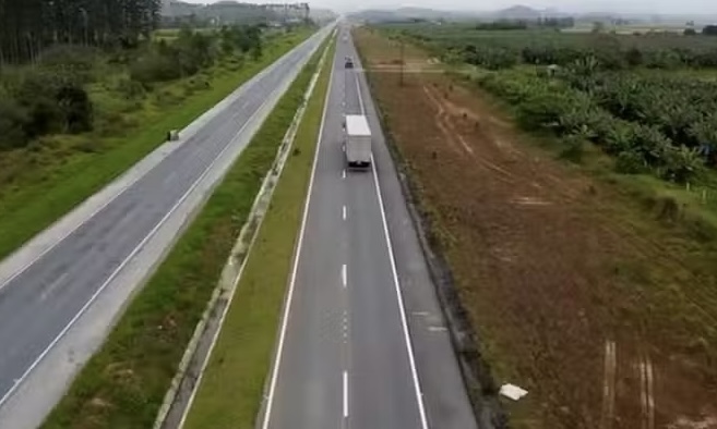 BR-280 tem sistema ‘pare e siga’ nesta quarta e quinta-feira