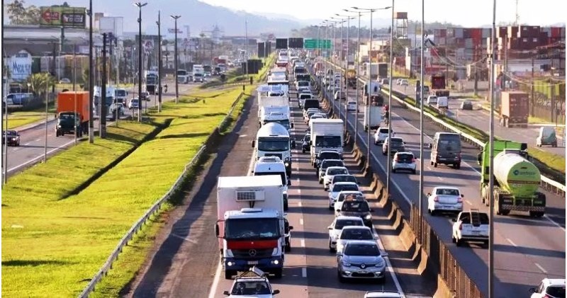 Justiça condena ANTT a pagar R$ 9 milhões por congestionamentos em SC