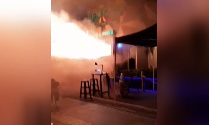 Sobe para 32 total de mortos em incêndio de pub