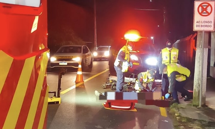 Ciclista é atropelado e motorista foge sem prestar socorro