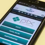 Pix por aproximação deixa de ter limite diário de R$ 500