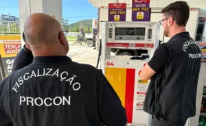 Postos de combustíveis são multados por alta injustificada no preço da gasolina