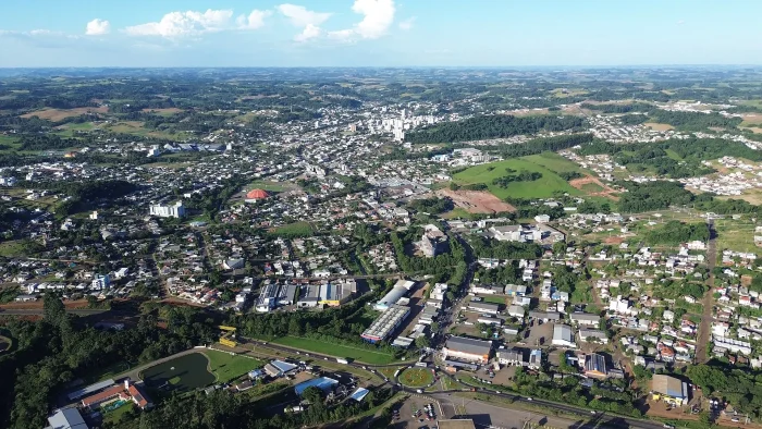 Seletivos para emprego público têm salários superior a R$ 25 mil em cidade do Oeste de SC