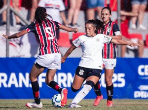 Manezinha do Corinthians que encantou o Avaí vai jogar nos Estados Unidos