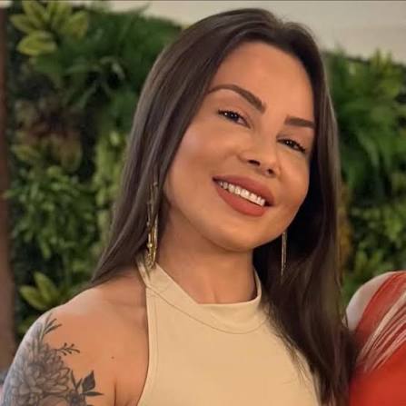 Criminosos transformam foto de influenciadora em conteúdo adulto com IA