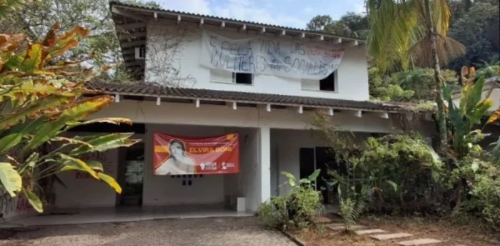 Justiça Federal dá cinco dias para movimento desocupar casarão