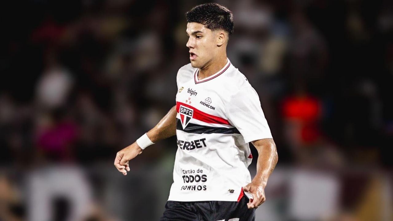 Jogador do São Paulo atropela e mata idoso; polícia apura racha