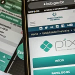 Cartões crescem 8% mesmo com avanço do Pix; entenda o que sustenta a modalidade
