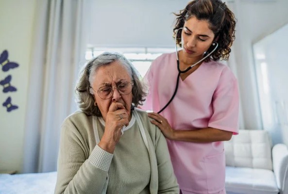 Frio aumenta o risco de infarto e doenças respiratórias: saiba como reconhecer os sinais