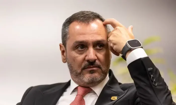 Dino derruba afastamento de Andrei Rodrigues da PF