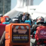 Entregadores de aplicativos enfrentam 5 casos de violência por dia no Brasil