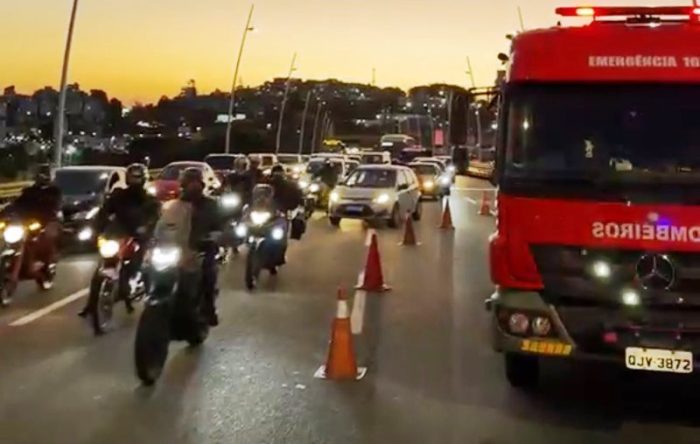 Motociclista morre em acidente sobre a Ponte Pedro Ivo Campos
