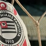 Corinthians é multado após jogadores evitarem imprensa