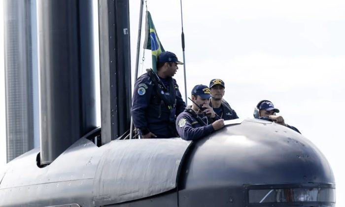 Novo submarino brasileiro passa em teste; veja a data de operação