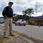 Homem é preso na BR-101 com 240 ampolas para emagrecimento